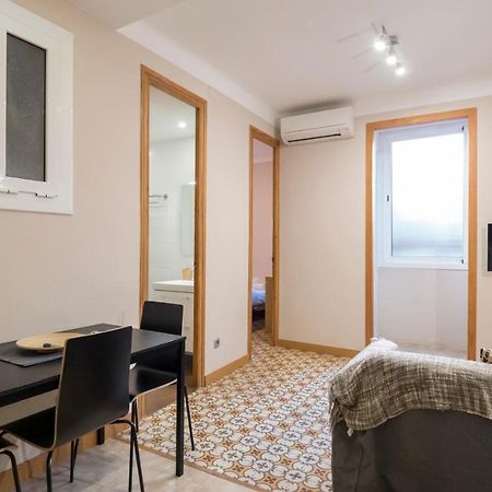 Acogedor Apartamento De 2 Dormitorios 바르셀로나 외부 사진