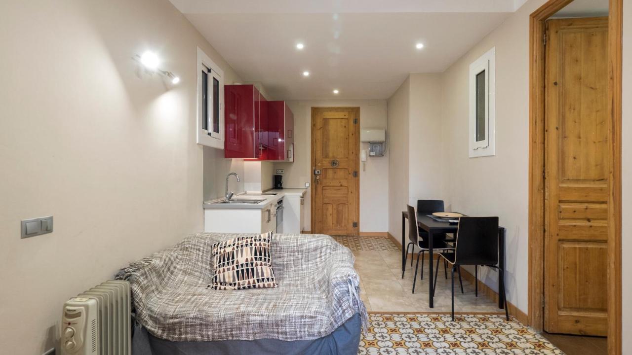 Acogedor Apartamento De 2 Dormitorios 바르셀로나 외부 사진