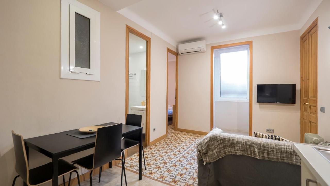 Acogedor Apartamento De 2 Dormitorios 바르셀로나 외부 사진